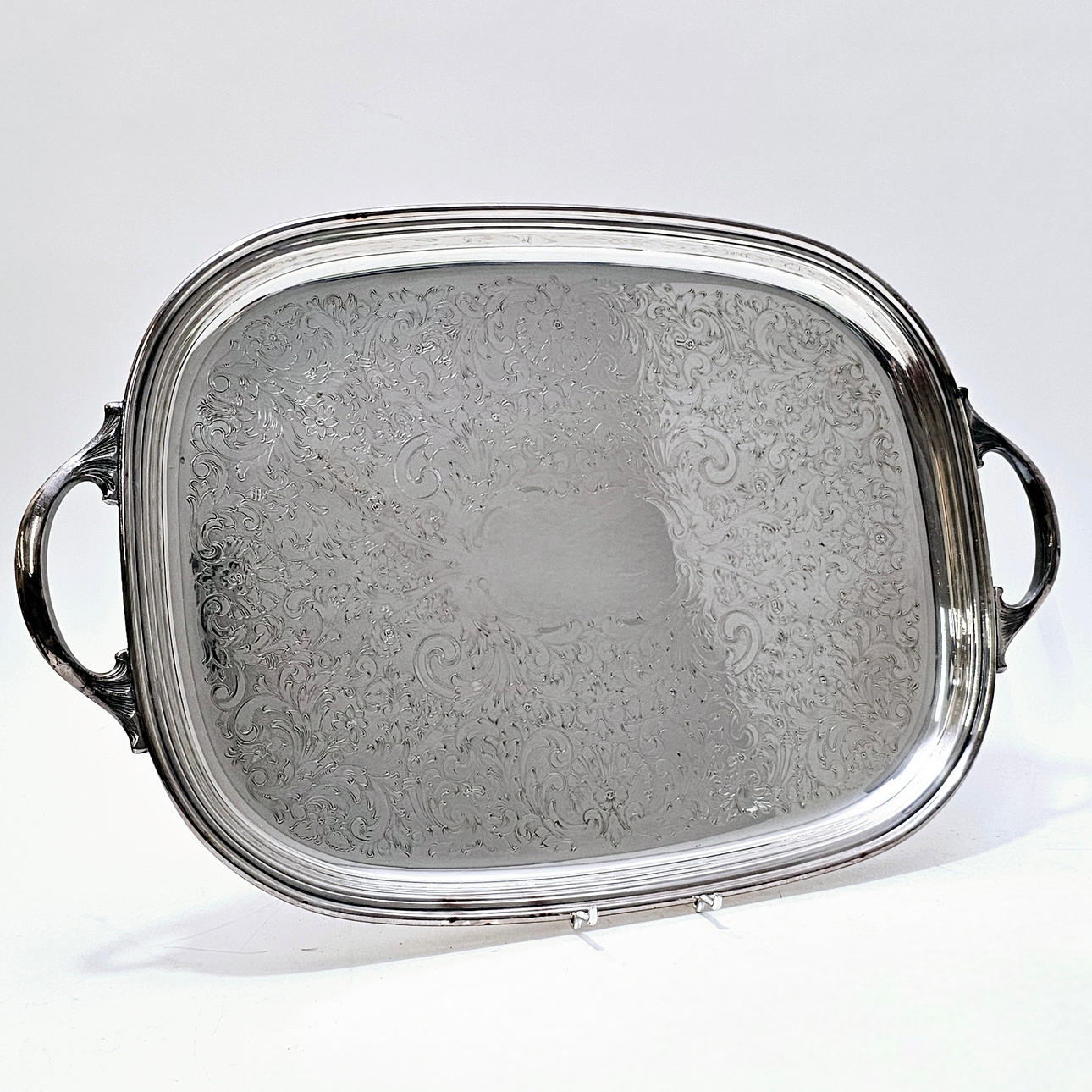 FUENTE DE MENESES EN ALPACA PLATEADA.