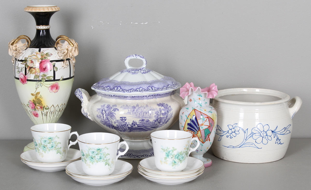 KERAMIK och GLAS, 14 delar, bl.a. Rörstrand.