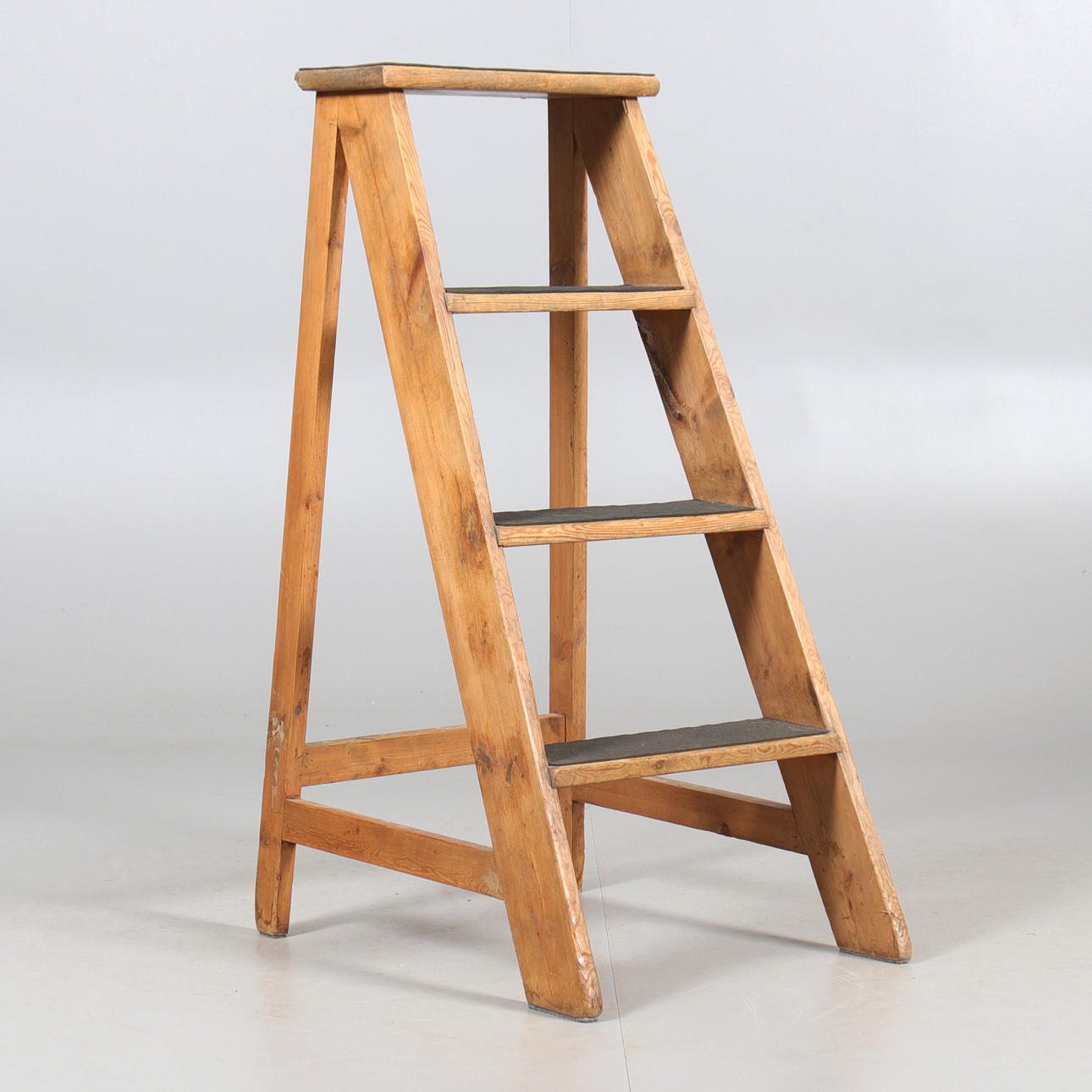 BIBLIOTHEKSLEITER Holz, 1900er Jahre.