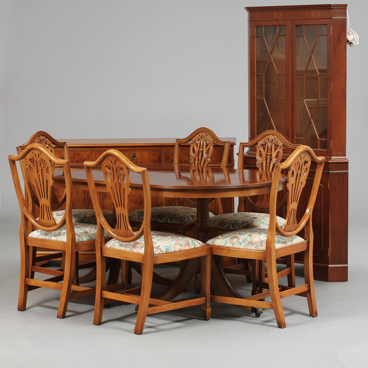 MATSALSMÖBLER, 9 delar, idegran, 1900-tal.