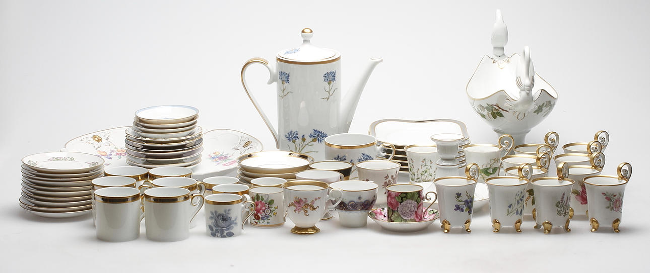 SERVISDELAR, porslin, Hackefors.