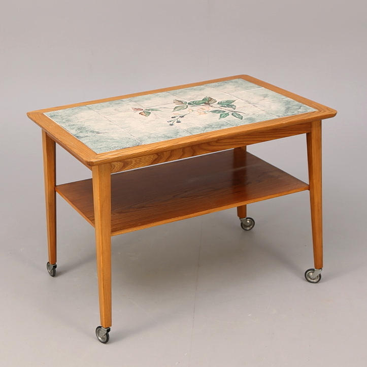 SERVERINGSBORD, 1940-/50-tal.