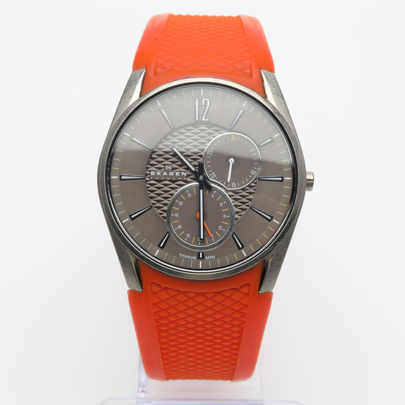 ARMBANDS WATCH, titanium, plastic, Skagen, Denmark.