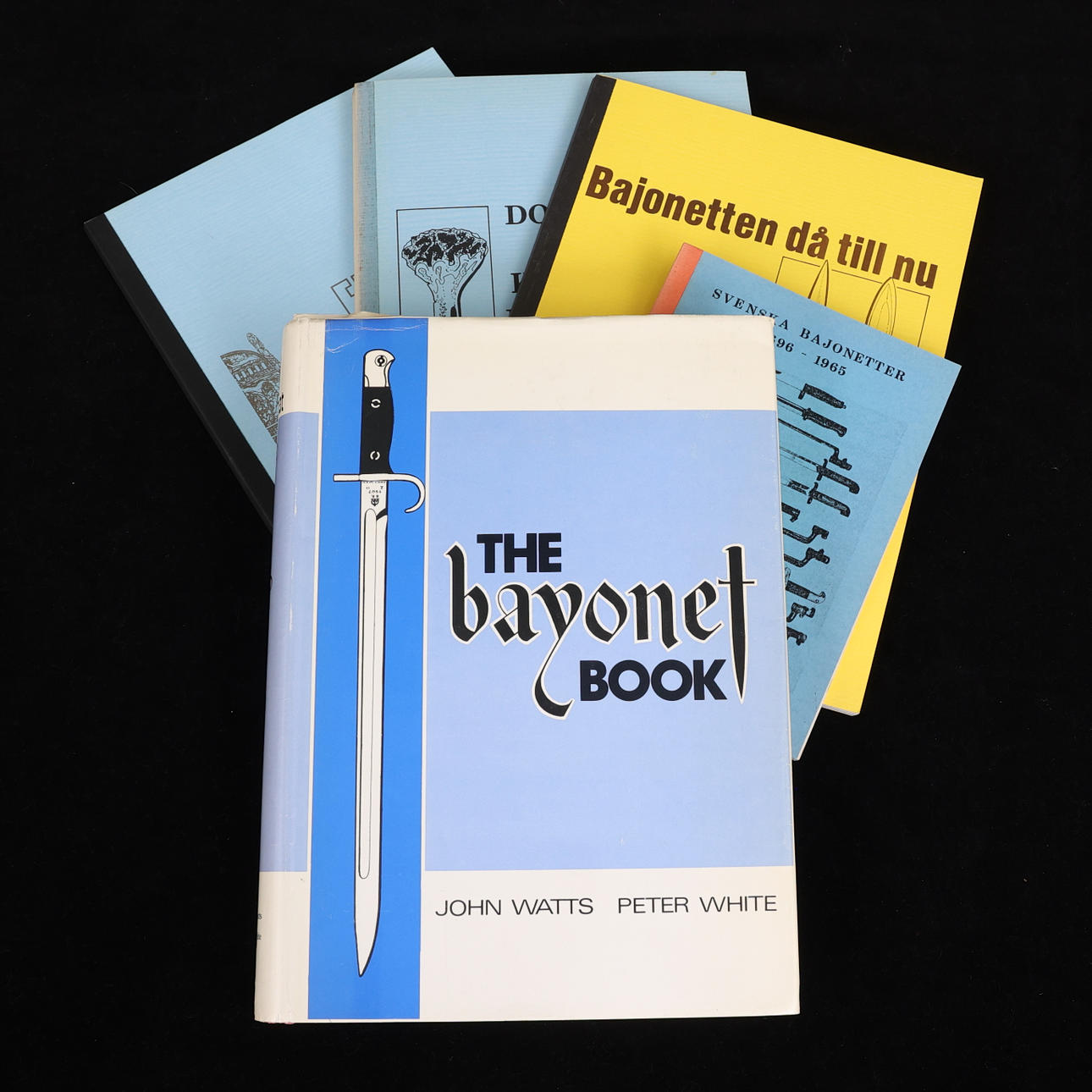 LIBROS, 5 piezas sobre armas de fuego.