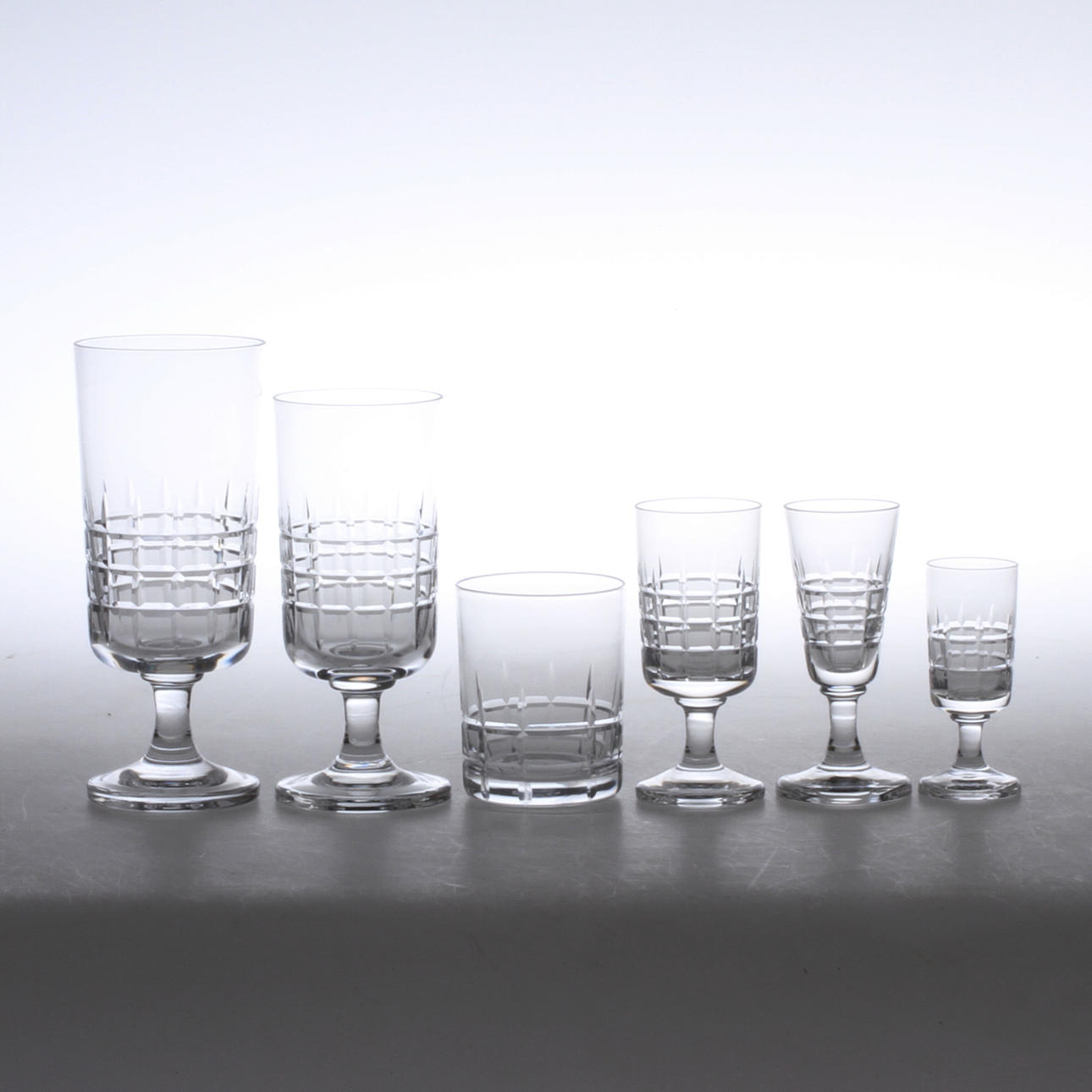 GLASSERVISDELAR, 63 delar, "City", Vicke Lindstrand för Kosta.