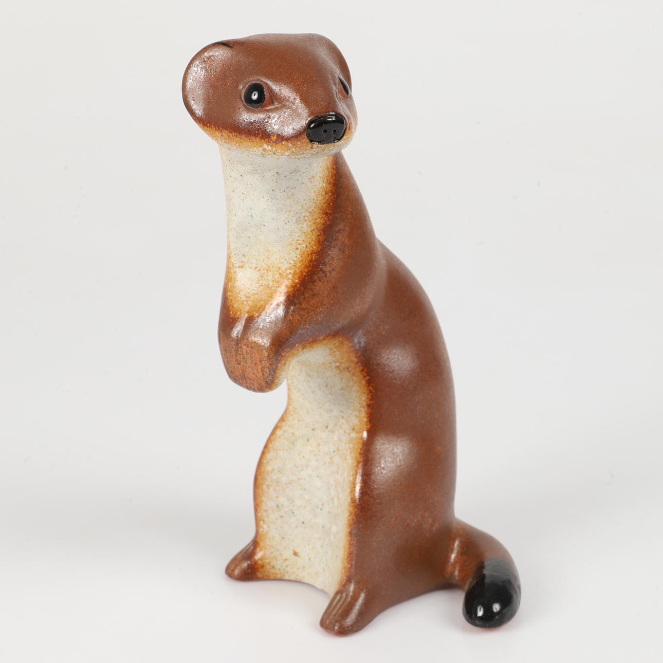 THOMAS HELLSTRÖM. Figurine, weasel, ceramics, Nittsjö. Ceramics
