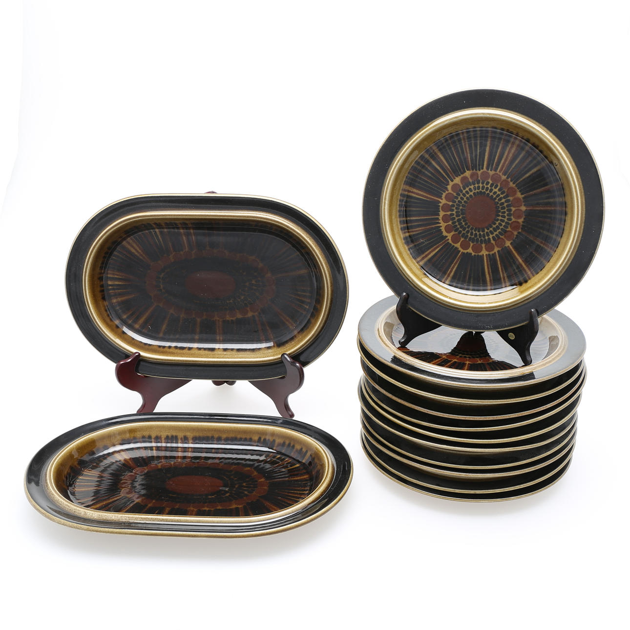 SERVISDELAR, 13 st, keramik, "Kosmos" Gunvor Olin Grönqvist, Arabia, Finland.