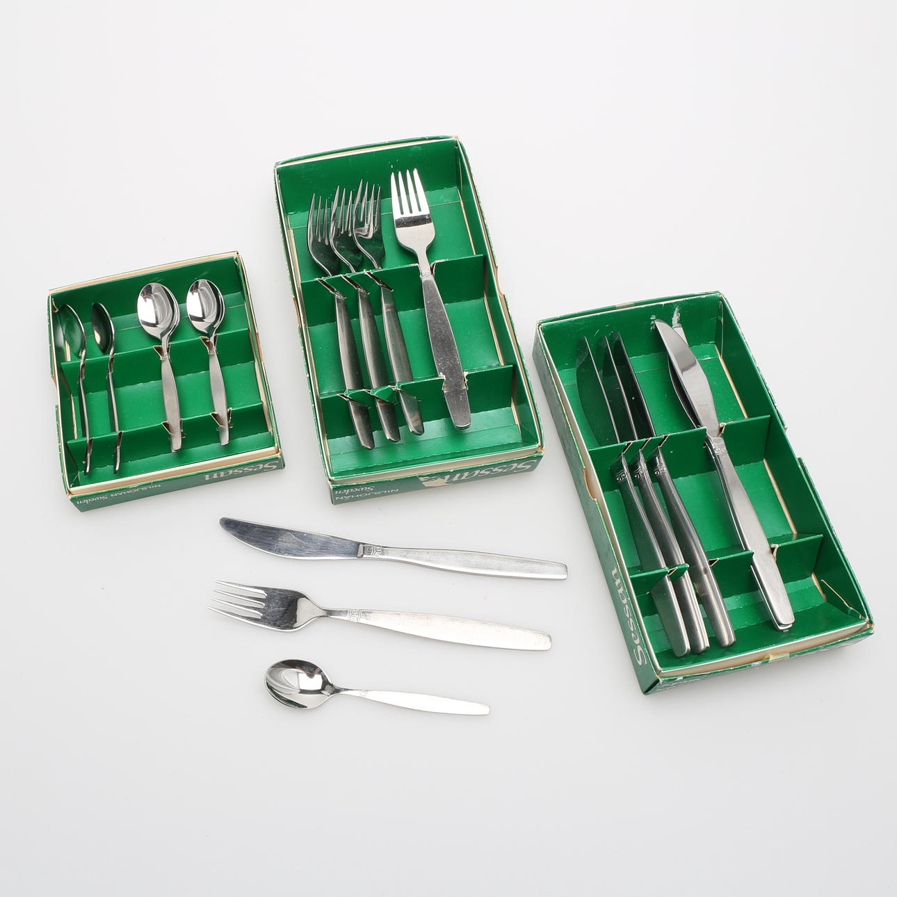 BESTICK, 18 delar, "Sessan", Nils-Johan, 1900-talets andra hälft.