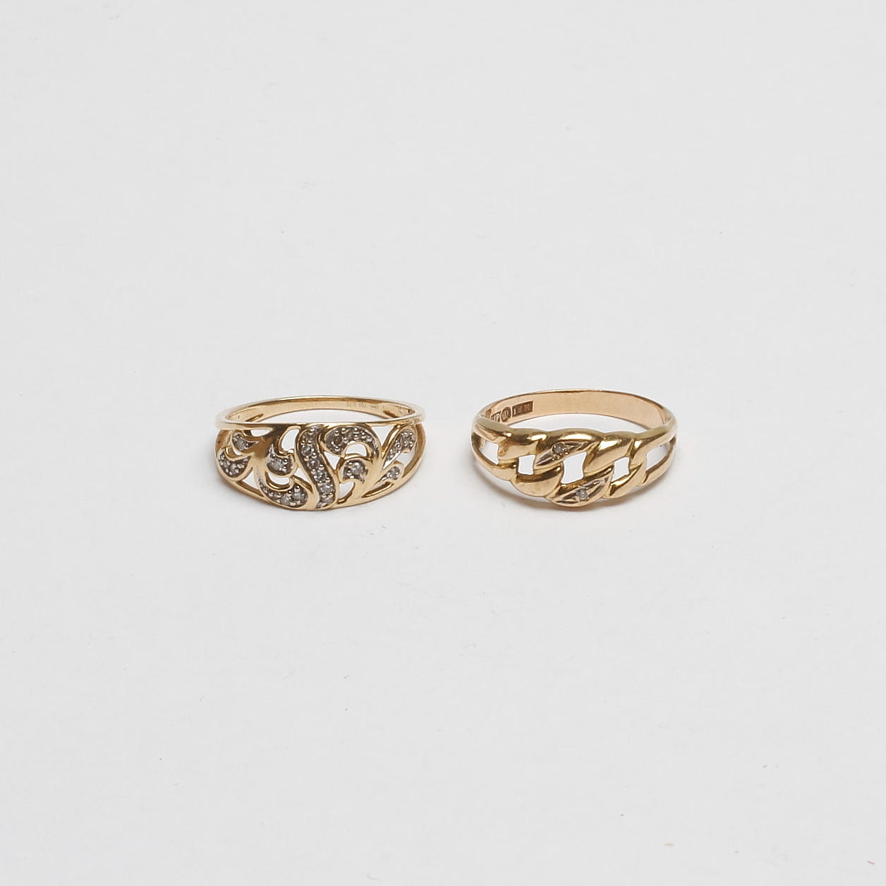 RINGAR, 2 st, 18k guld, vikt ca 4 gr.