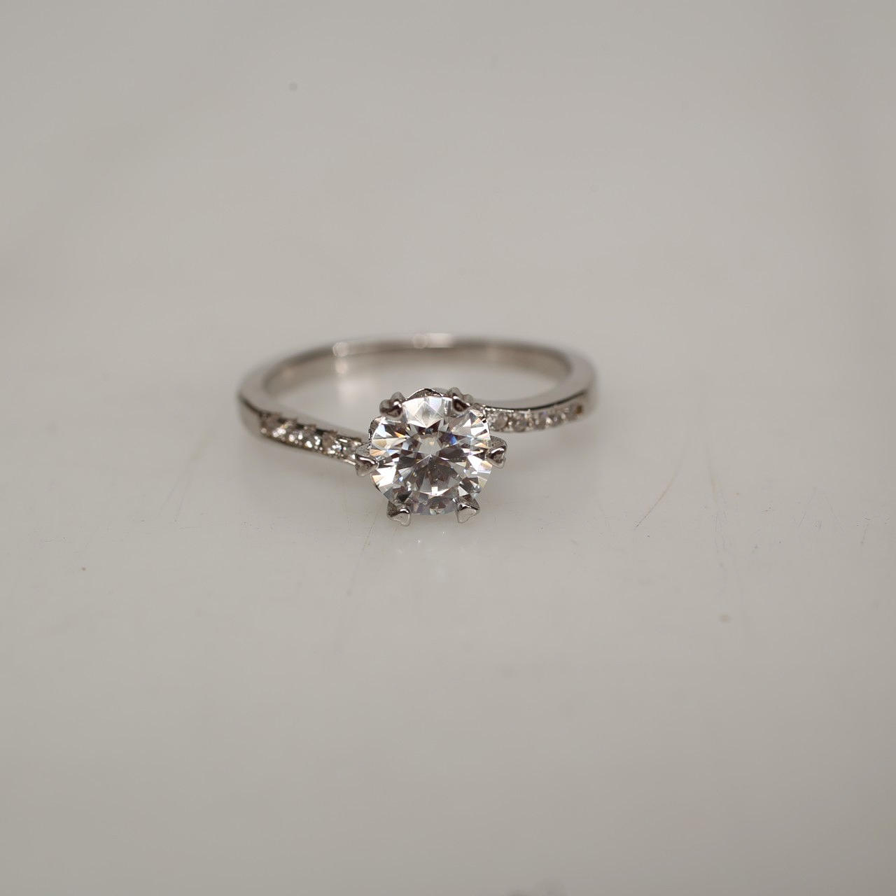 RING Sterling sølv 925 med Moissanite sten, 1,0 ct.