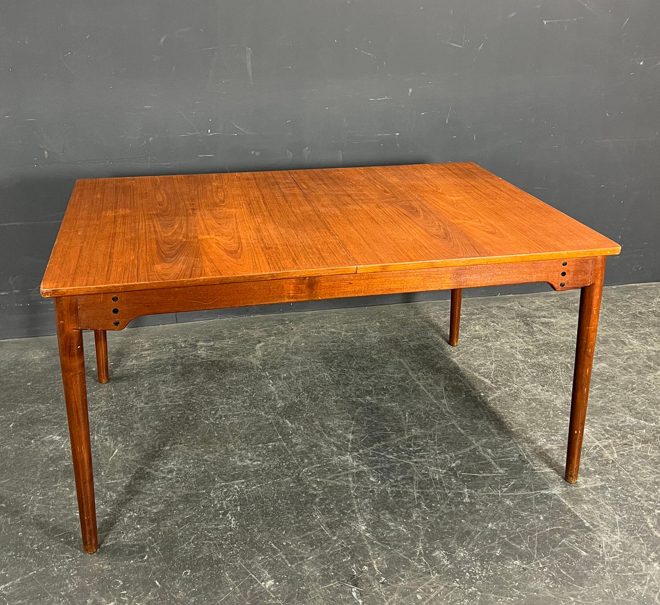 FINN JUHL. SPISEBORD BO65.