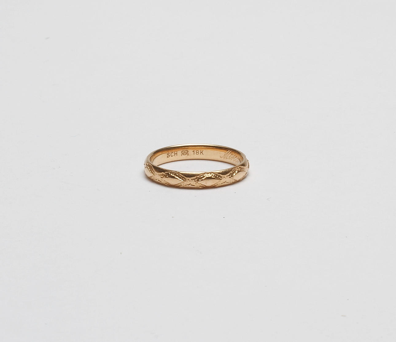 RING, 18k guld, vikt ca 4 gr.