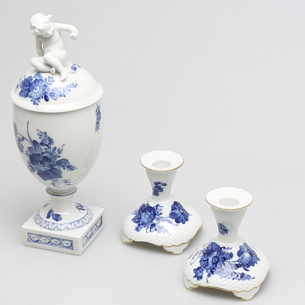 PARTI PORSLIN, 3 delar, "Blå Blomst" Royal Copenhagen, Danmark.