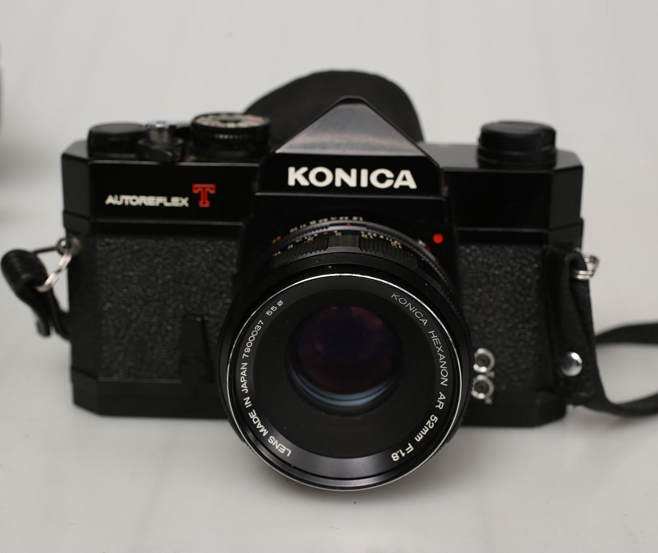 KAMERA, KONICA Autoreflex T, med 52 mm.