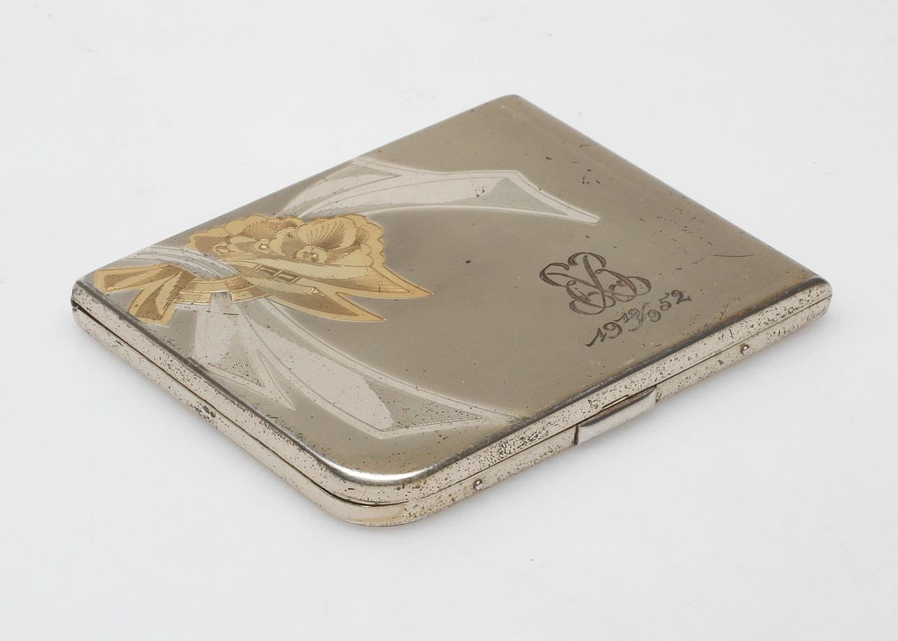 CIGARETTETUI, sterlingsilver, Elgin, USA, 1900-talets mitt, vikt ca. 121,8 gram.