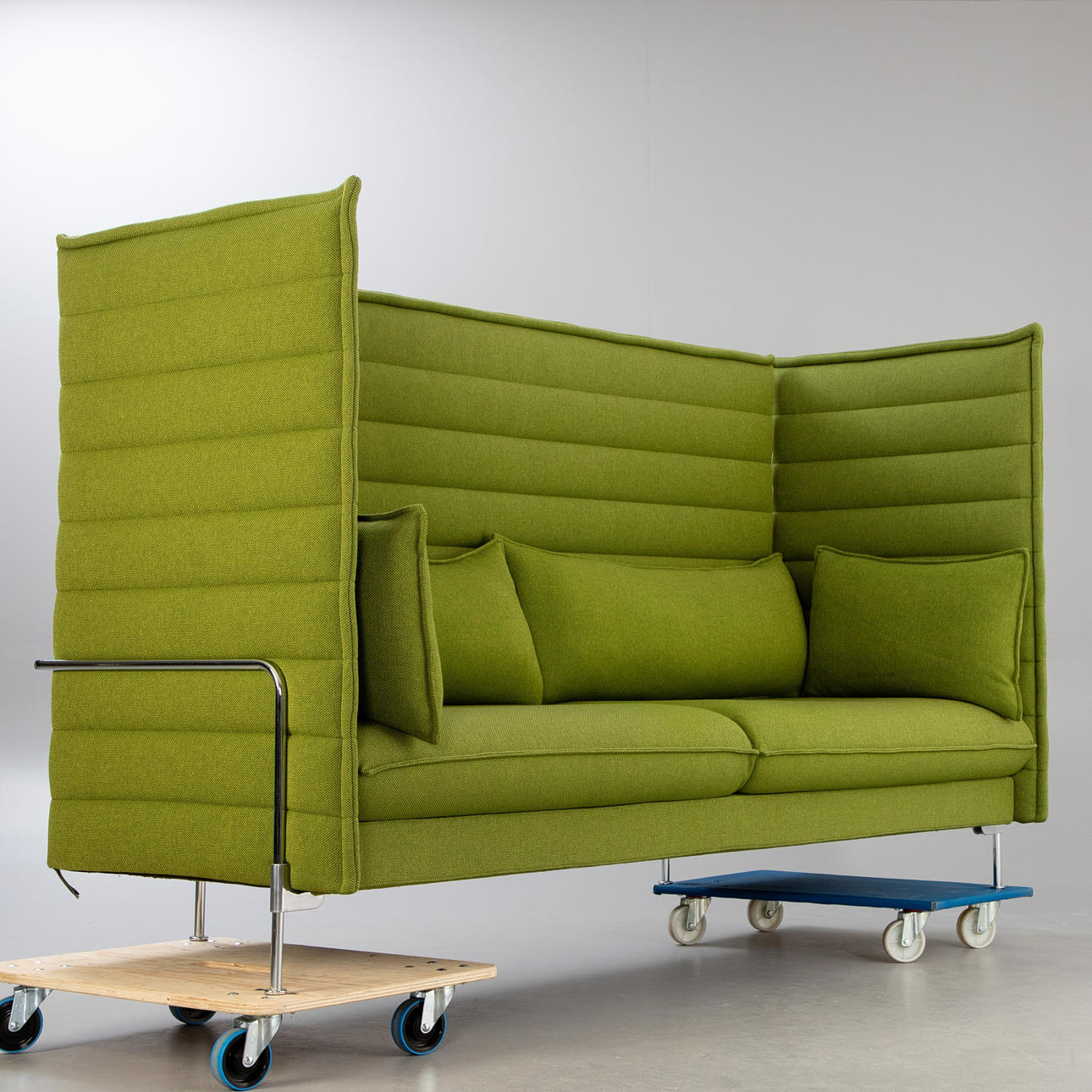 RONAN & ERWAN BOUROULLEC. Vitra. Sofa 'Alcove', grün.
