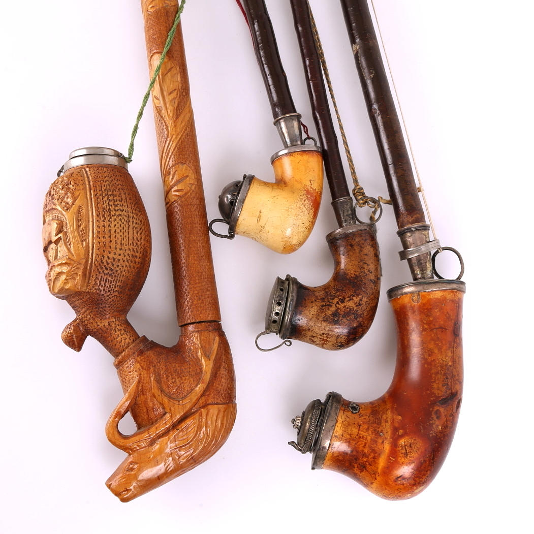LÅNGPIPOR 4 st, Sjöskum, snidat huvud, 1800-tal.