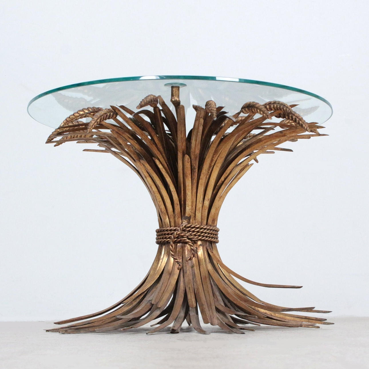 Mesa de centro/Mesa auxiliar 'Coco Chanel', años 70.