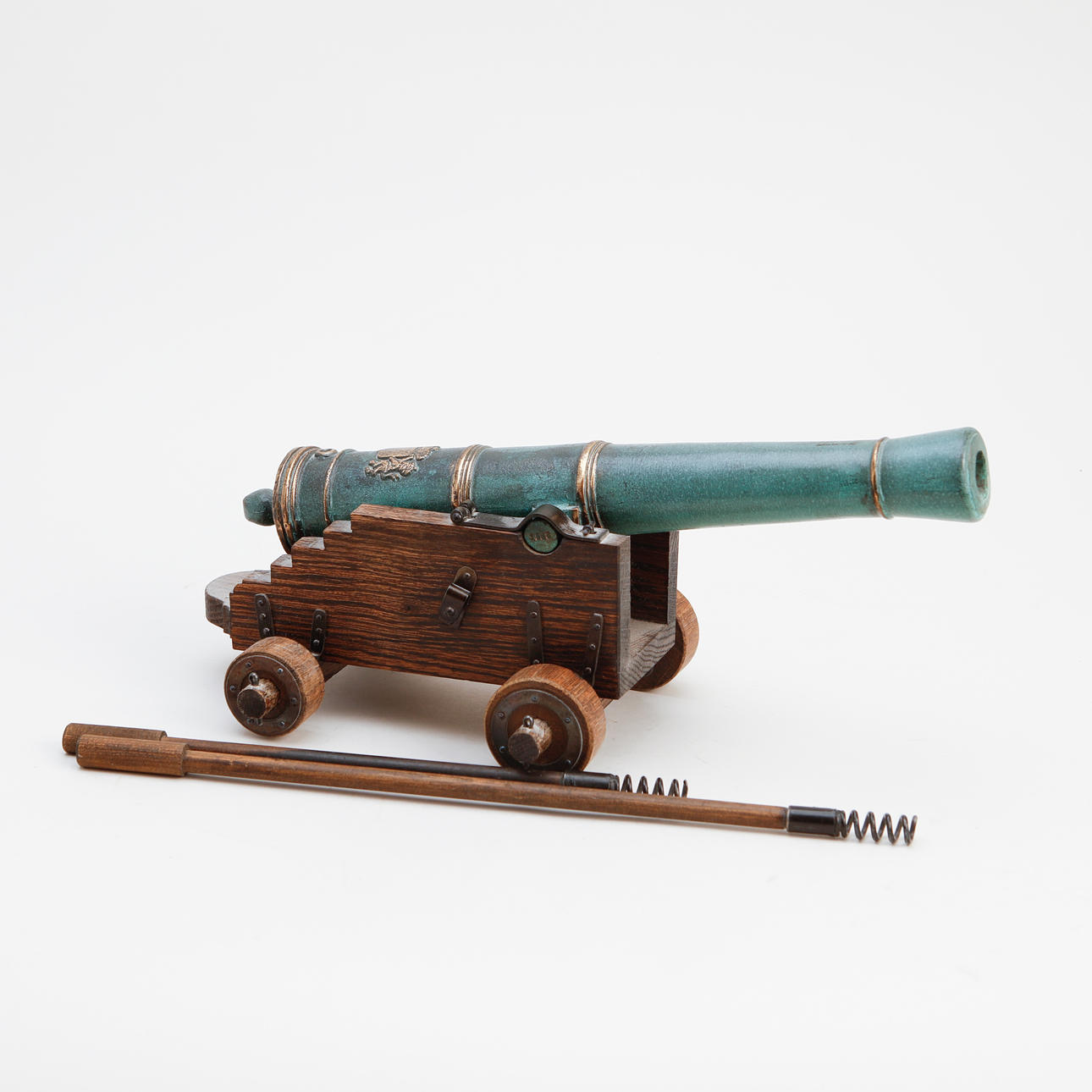 TABLE CANNON, after 17th century model.