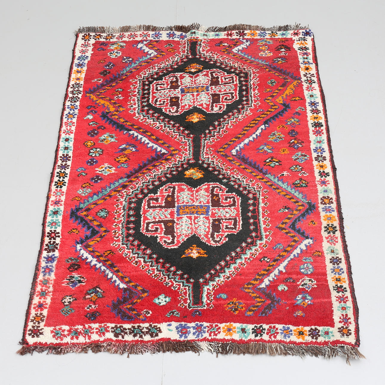 MATTA, orientalisk, Gashgai, 145 x 106 cm.