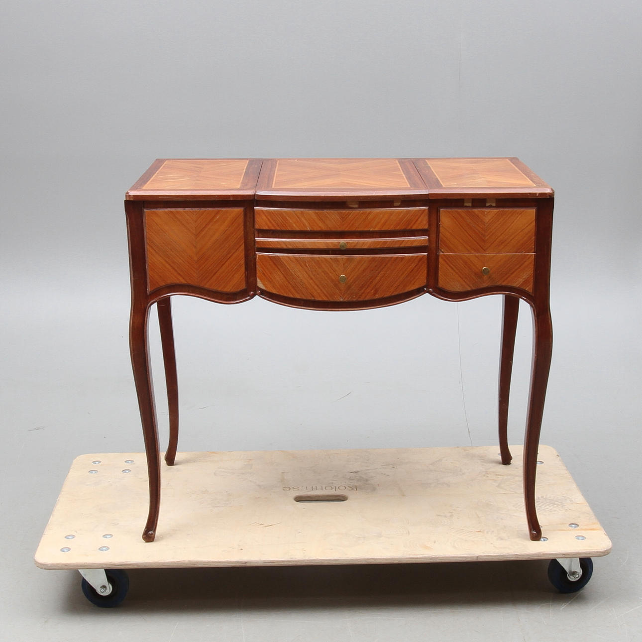 TOALETTBORD, intarsia, 1900-tal.