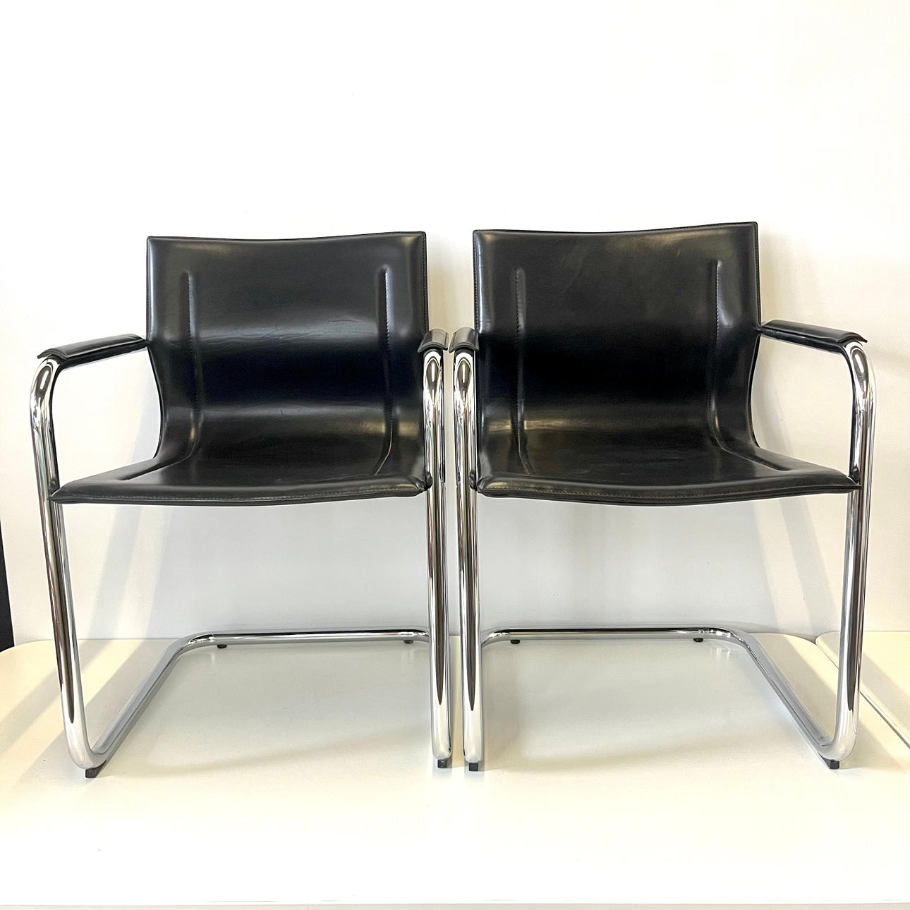 2X FREISCHWINGER - MATTEO GRASSI - ITALIEN.