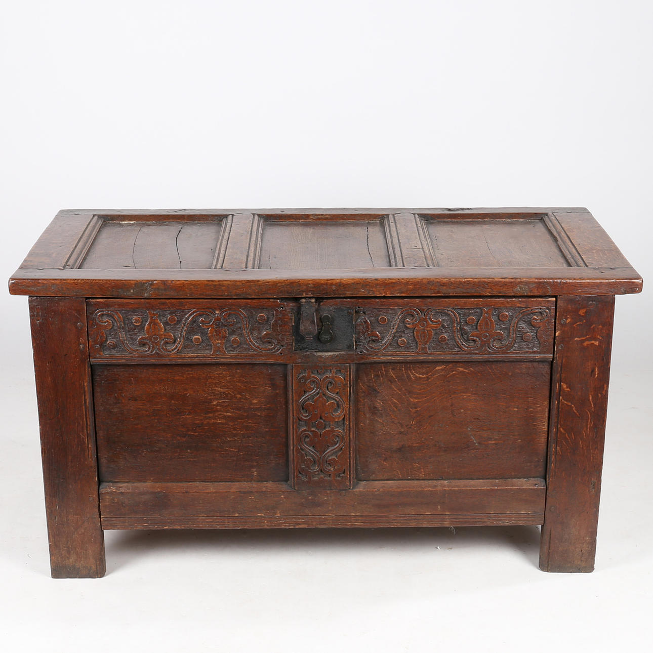 ET EKSKABLE fra 1600-/1700-tallet.