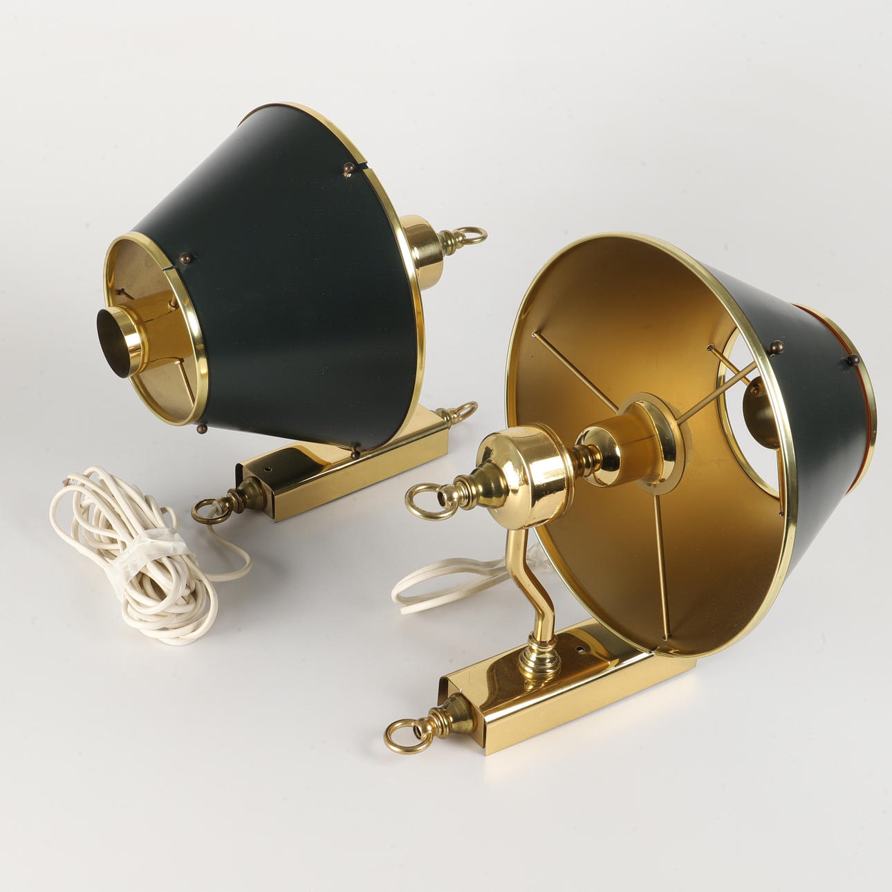 VÆGLAMPER, 1 par, messing, engelsk stil, Boréns.