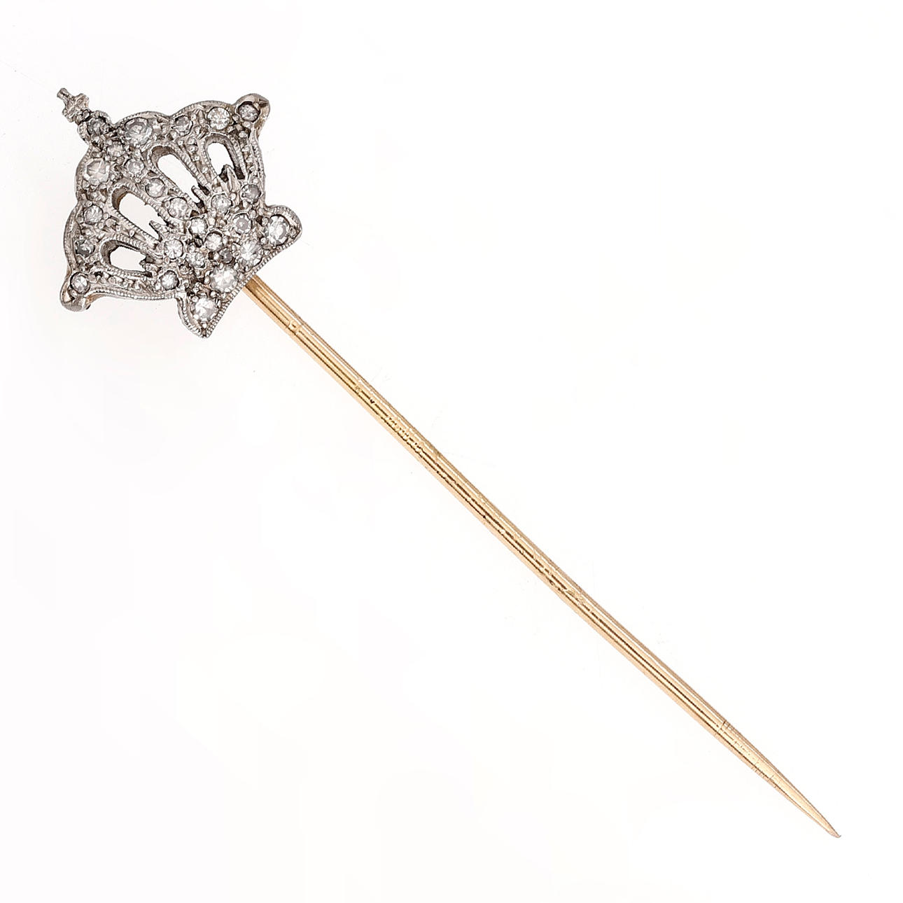 Crown-shaped diamonds tie pin.