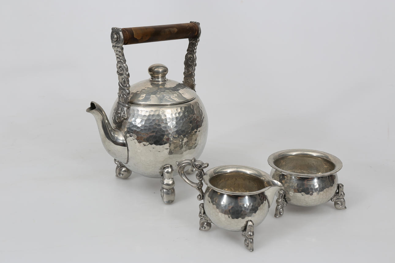 TESERVIS, tenn, 3 delar, handhamrad, Savo Pewter, Norge, 1900-tal.