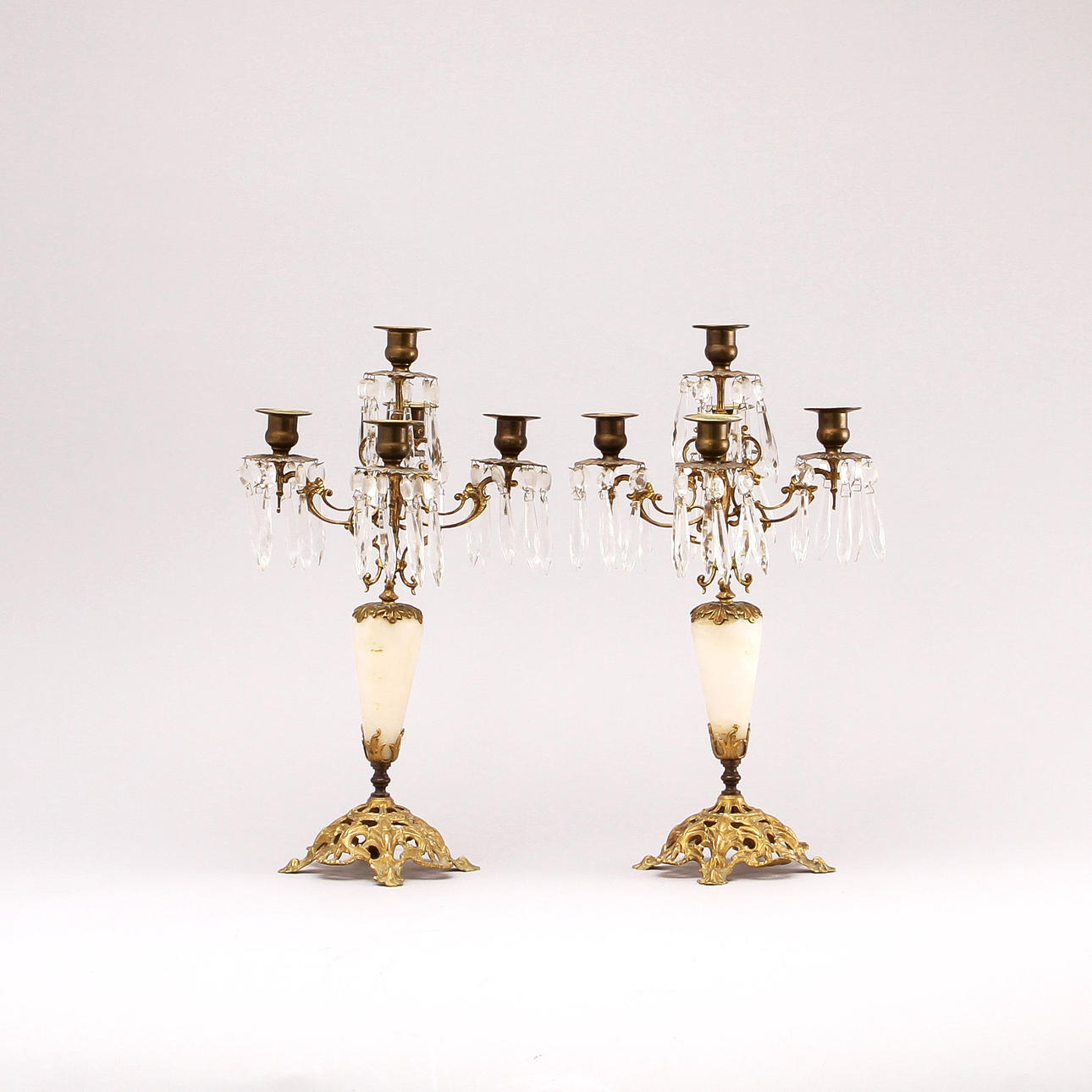 KANDELABRAR, 1 par, oscarianska 18/1900-tal.