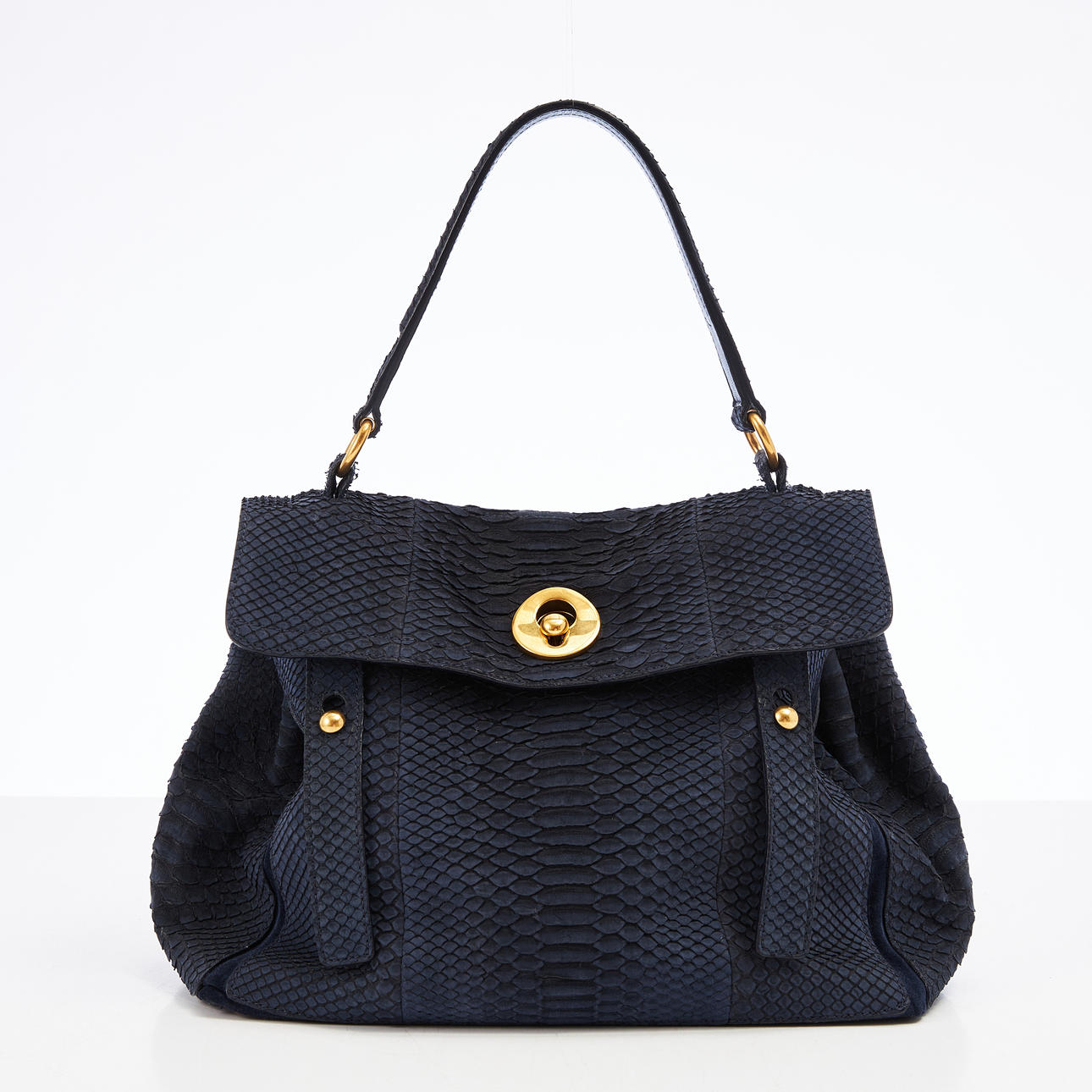 YVES SAINT LAURENT, 