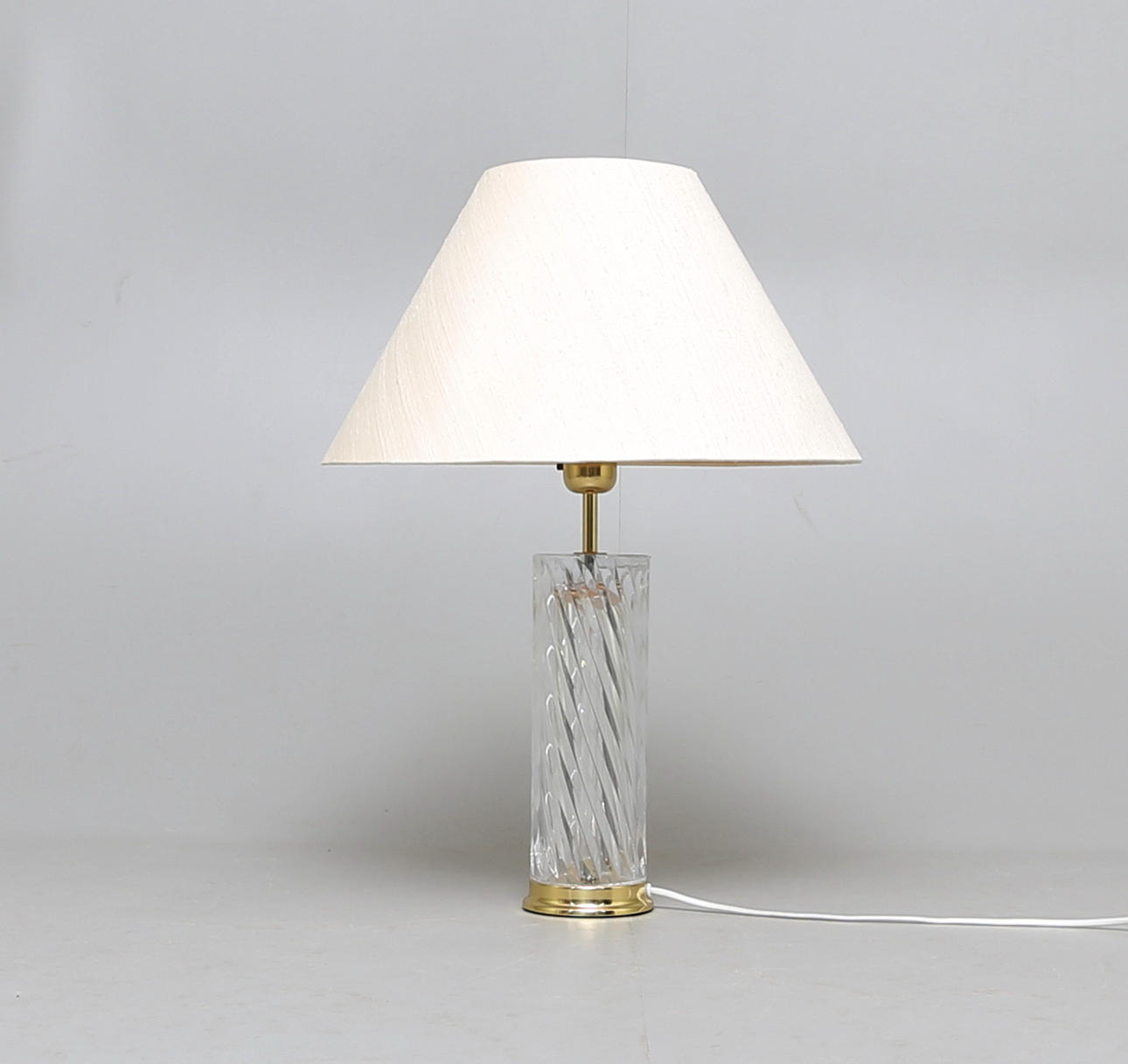 OLLE ALBERIUS. BORDSLAMPA, glas, Orrefors.