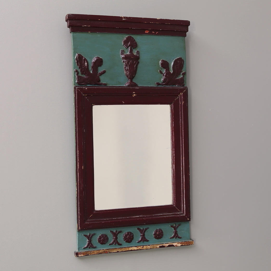 VÄGGSPEGEL, empire, 1800-talets första hälft.