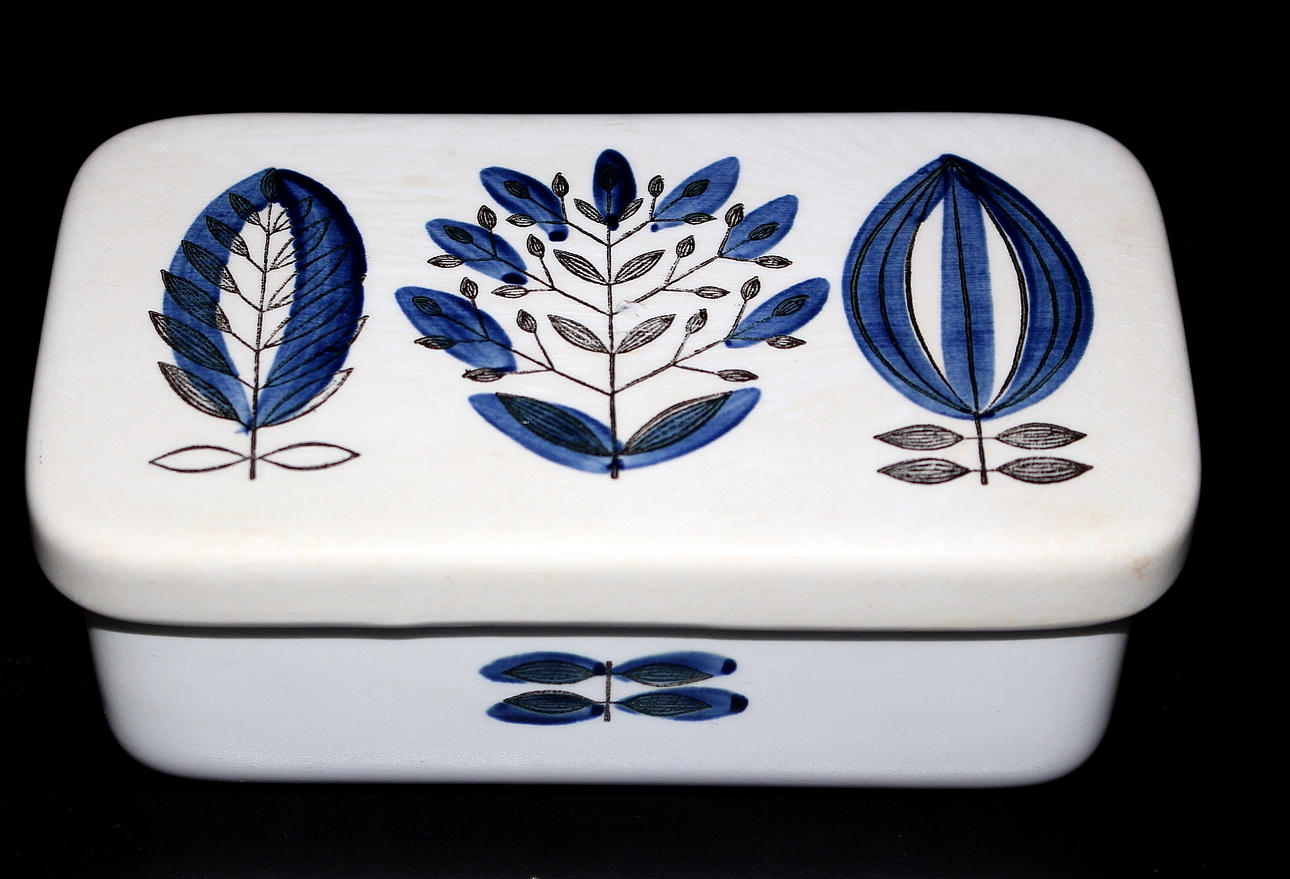 SMÖRBYTTA, porslin, Amaryllis, Rörstrand.