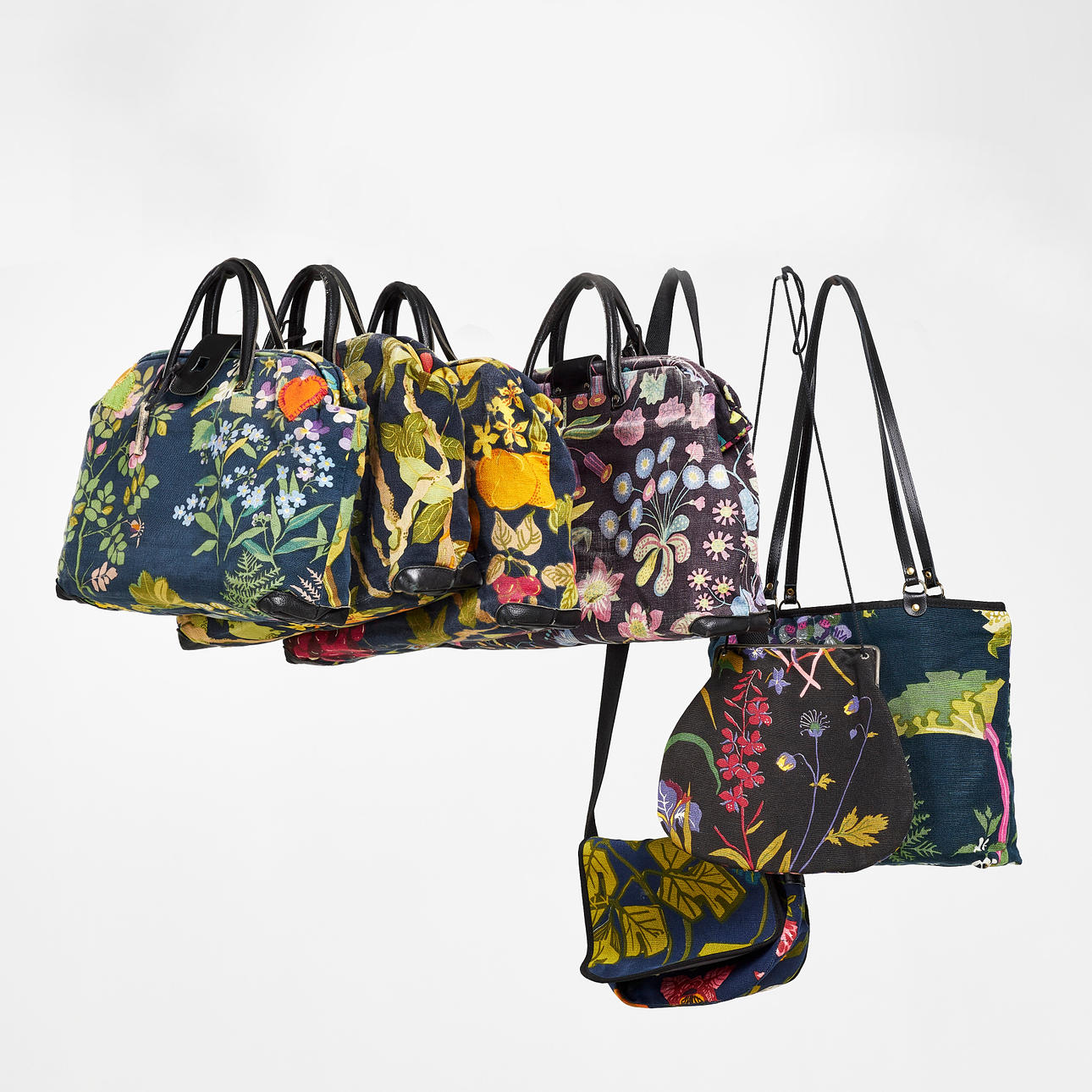 HANDVÄSKOR, 7 st, Jobs handtryck.