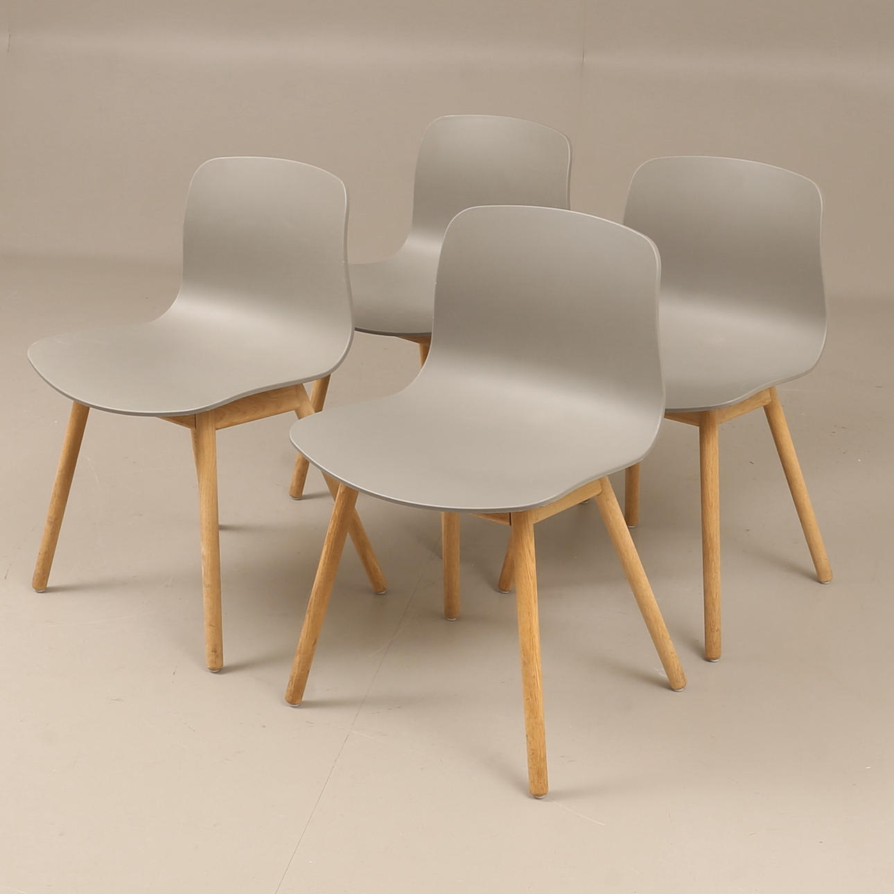 STOLE, 4 stk., "Om en stol", Hay, Hee Welling.