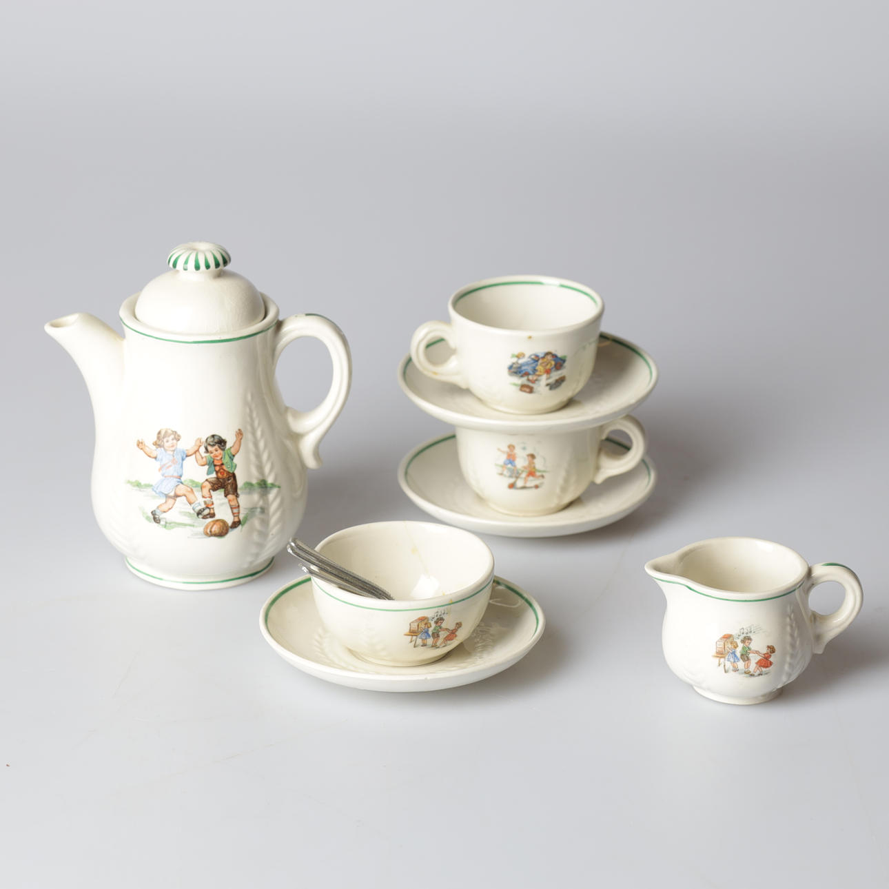 BARNSERVIS, 6 delar, "Lek", Gefle, 1900-talets mitt.