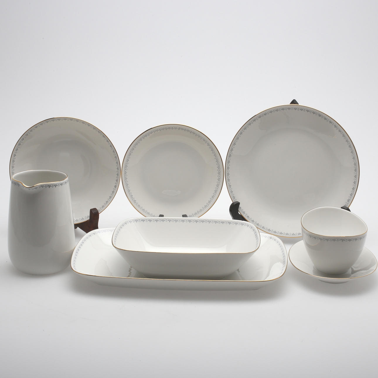 MATSERVIS, ca 40 delar, porslin, Rörstrand, 1900-tal.