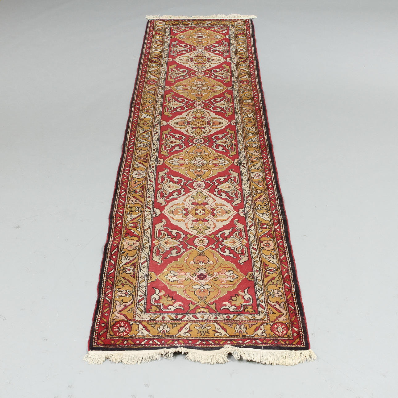 MATTA, Anatolisk, 349 x 82 cm.