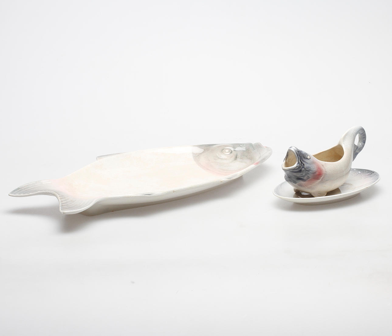 FISKFAT OCH SÅSKANNA, flintgods, Göteborg, 1900-talets första hälft.