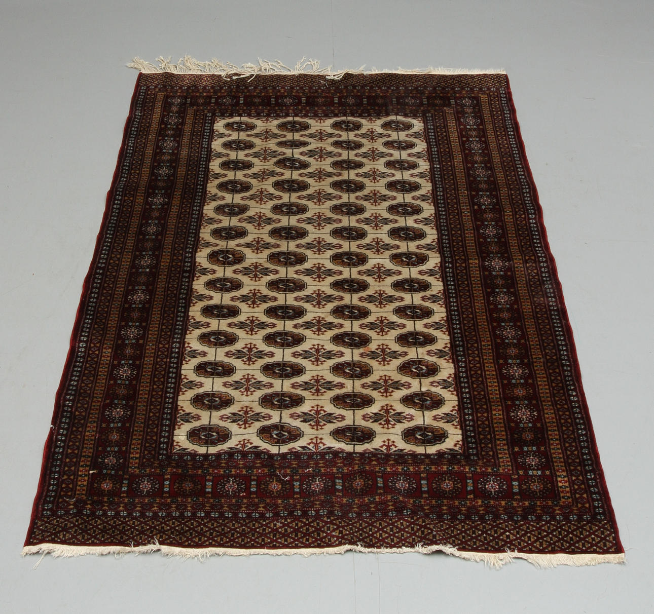 MATTA, orientalisk, ca 171 x 124 cm.