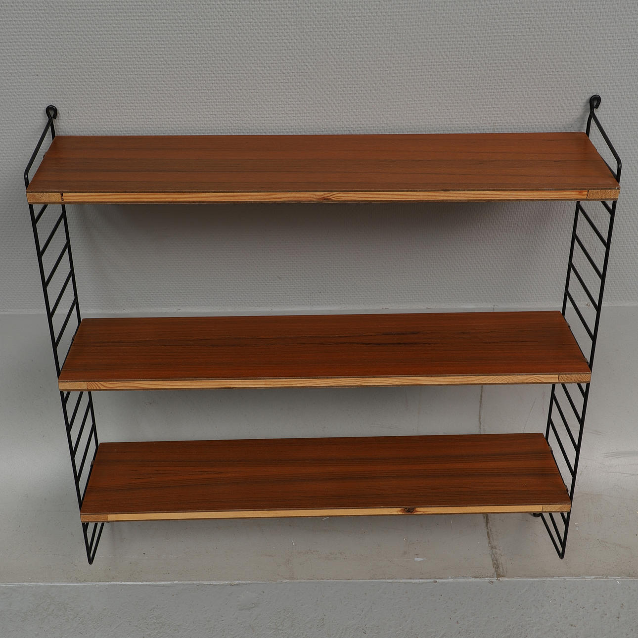 STRINGHYLLA, 3 sektioner, 1950/60-tal.