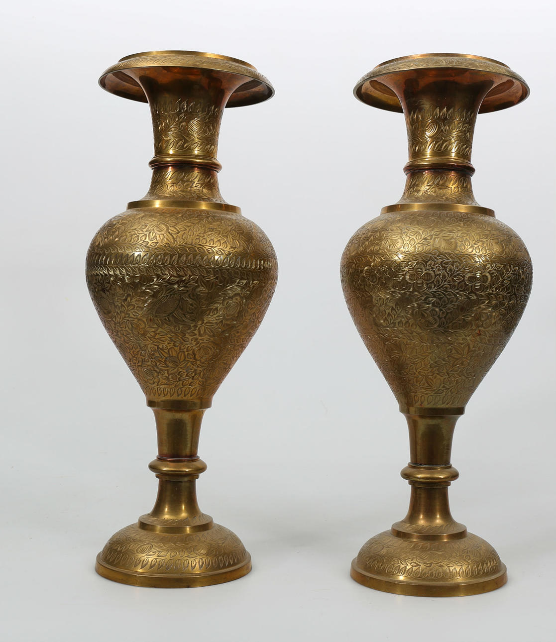 VASER, mässing, 2 stycken, Indien, 1900-tal.