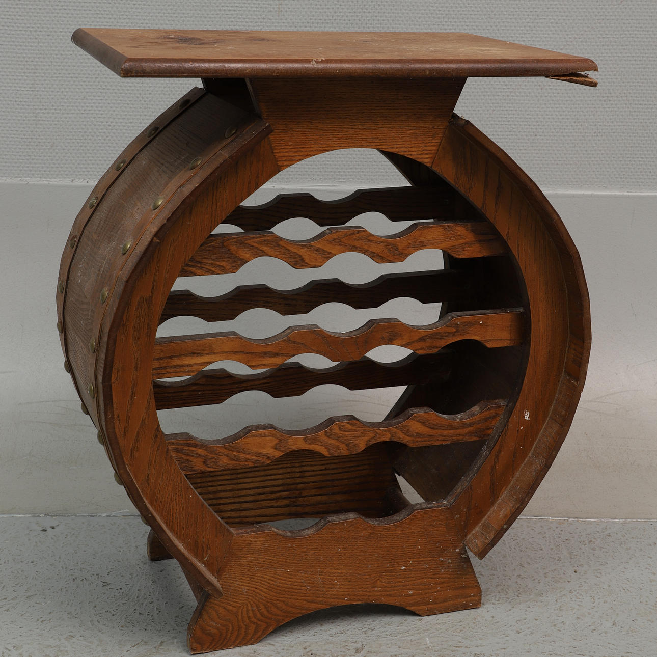 VINSTÄLL, trä, faner, 1900-tal.