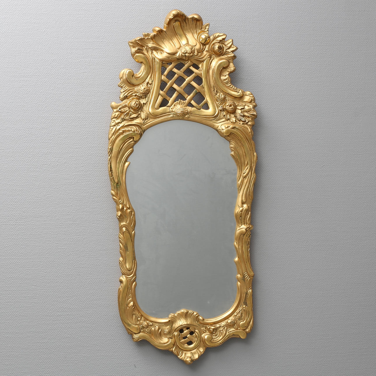 SPEGEL, förgylld, rokokostil, A-B Glas & Trä Hovmantorp, 1900-talets mitt.