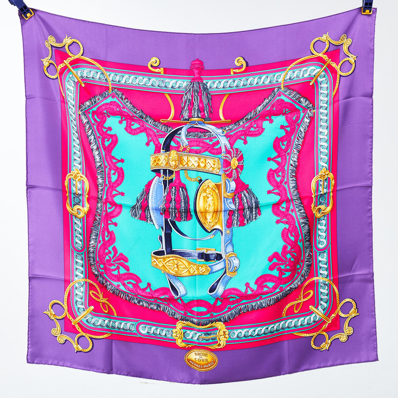 HERMÈS, tørklæde, mærket Hermés Paris.