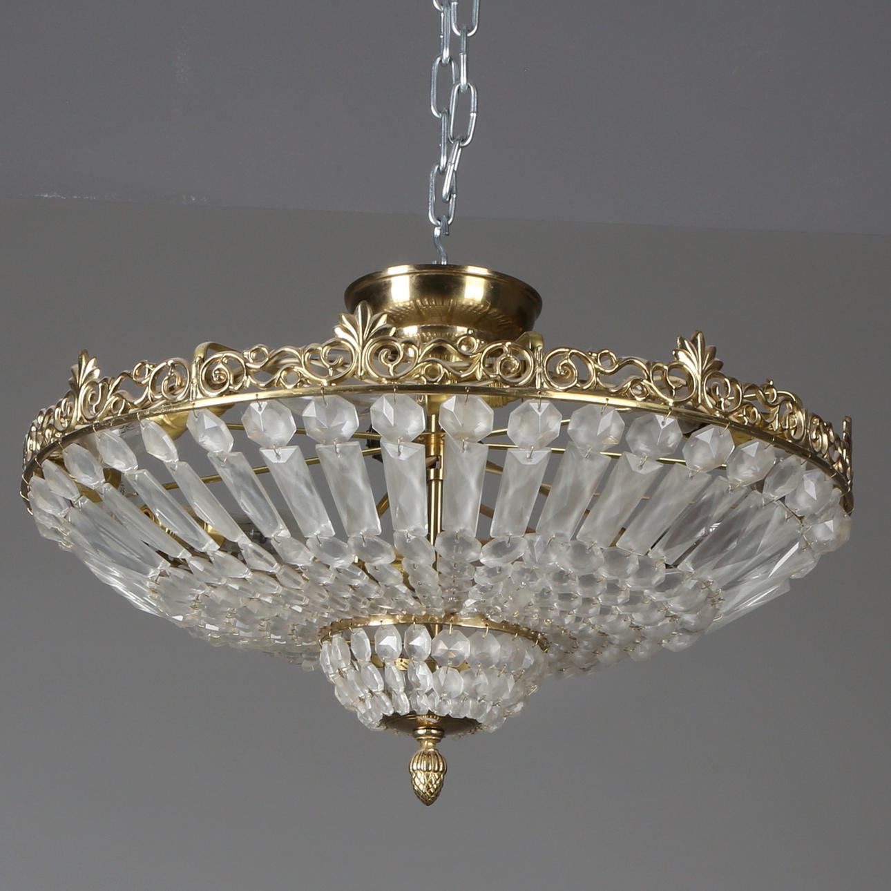 TAKKRONA, 8 st ljuspunkter, mässing med prismor, 1970-tal.