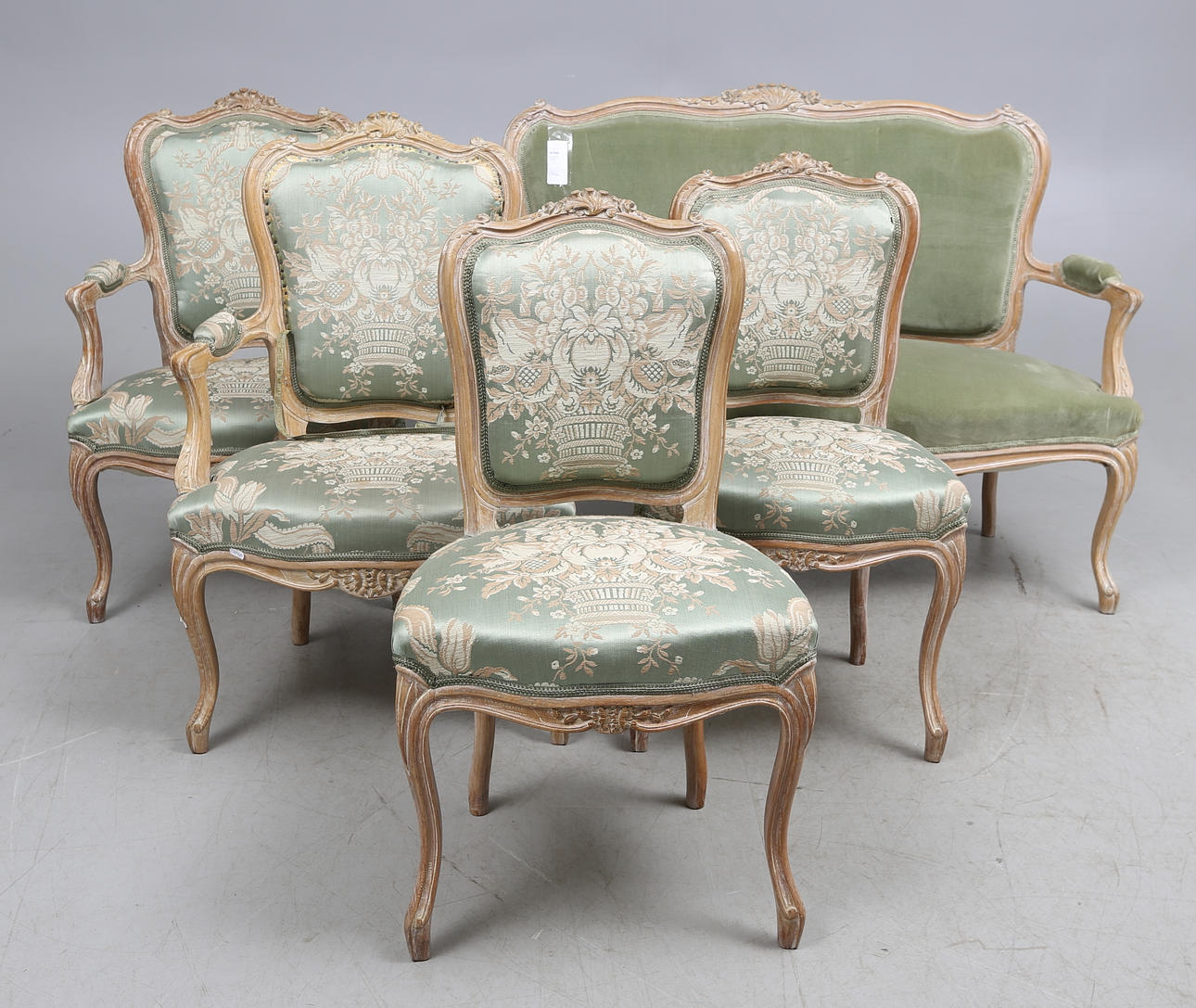 SOFFGRUPP, 5 delar, rokokostil, 1900-tal.