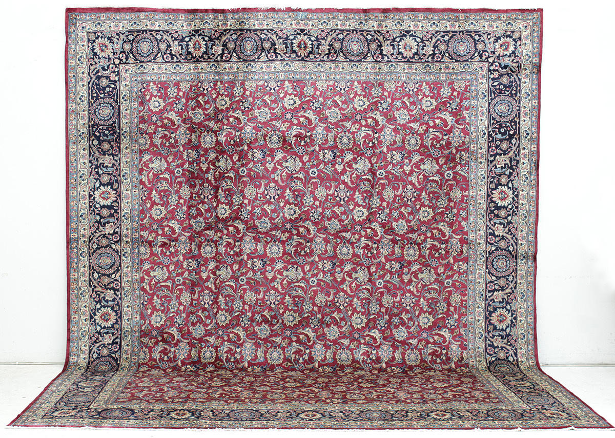 MATTA, Persisk, Meshed, (fine), 436 x 375 cm.